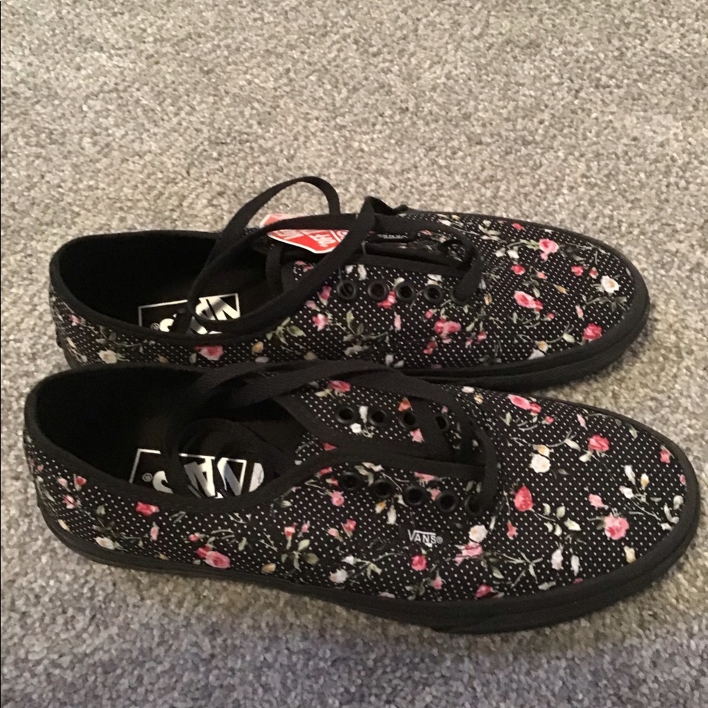 Vans floral sneakers Women’s 9.5